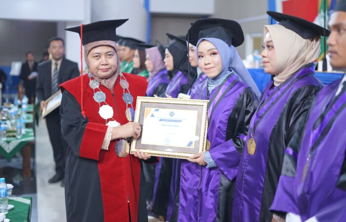 wisudawan berprestasi