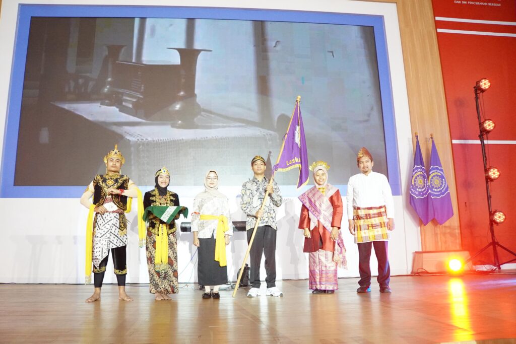 mahasiswa baru