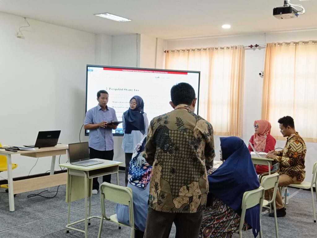Calon Dosen dan Guru Pamong